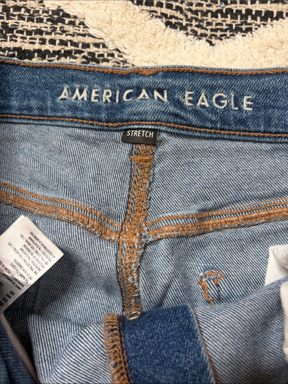 American Eagle Outfitters High-Rise Button-Fly Women’s Jeans size 10 long - Picture 3 of 7
